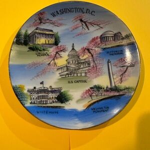 Washington D.C souvenir  plate. Made in Japan